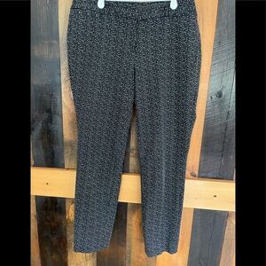 Dalia Collection cotton blend black/cream patterned pants, size 6